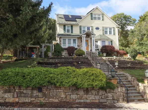 1 Luxemburg Ave, Wharton Boro, NJ 07885