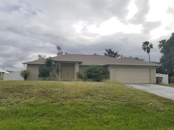 910 SW 34th Ter, Cape Coral, FL 33914