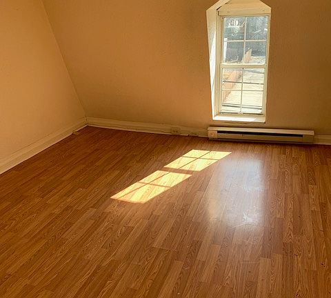 5th image of 41 E Jackson St #2