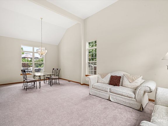 5th image of 2324 Snapdragon Rd