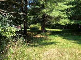 378 Poyneer Rd, Nassau, NY 12123