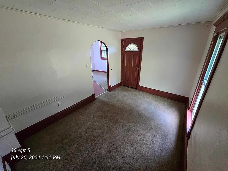 36 Glenview Ave #B — Photo 9