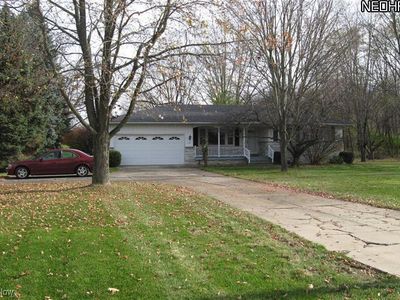 7411 Lewis Rd, Olmsted Township, OH, 44138