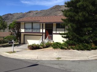 1422 Honokahua St, Honolulu, HI 96825