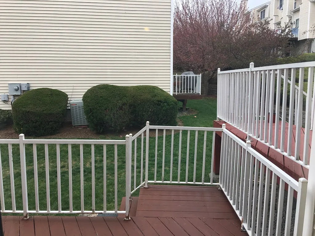 3 bed, 2024 sqft, $3,800 — Photo 3