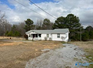 118 Hand Rd, Falkville, AL 35622