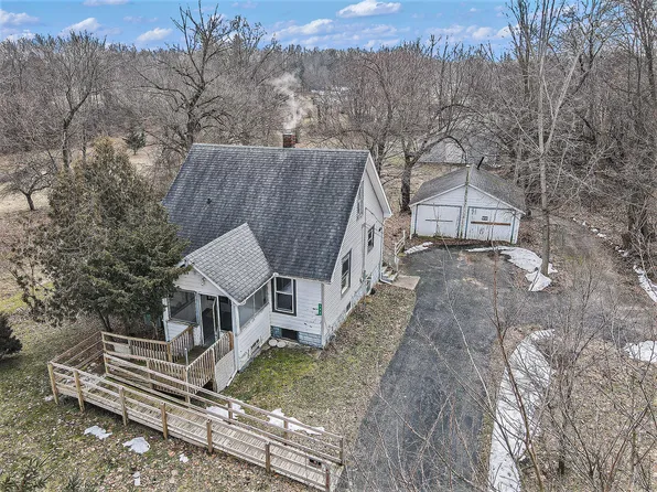 402 Herman Rd, Battle Creek, MI 49014