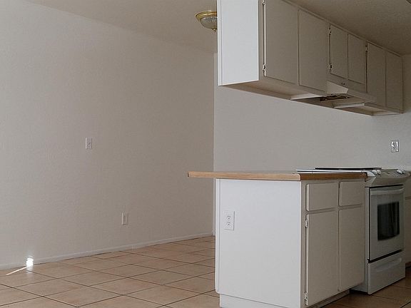 2nd image of 2002 E Sweetwater Ave APT 113