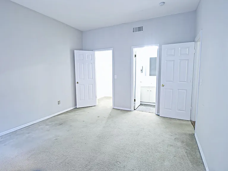 Waterman Pine Apartments LLC — Photo 11