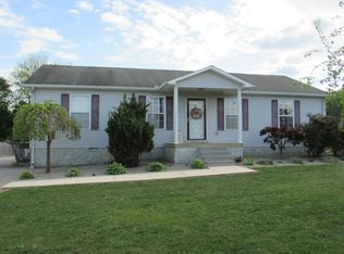 1594 Parker Rd, Sparta, TN 38583