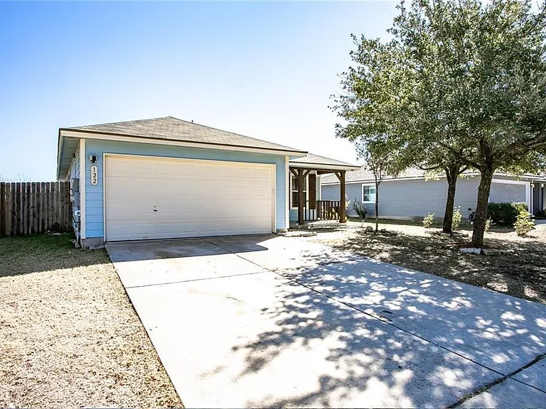 122 Quail Hollow Dr — Photo 2