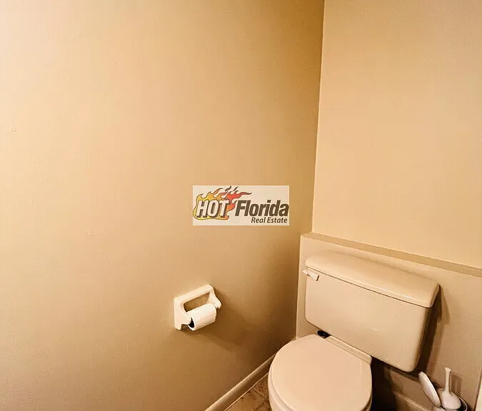 4534 Lafayette Ave — Photo 5