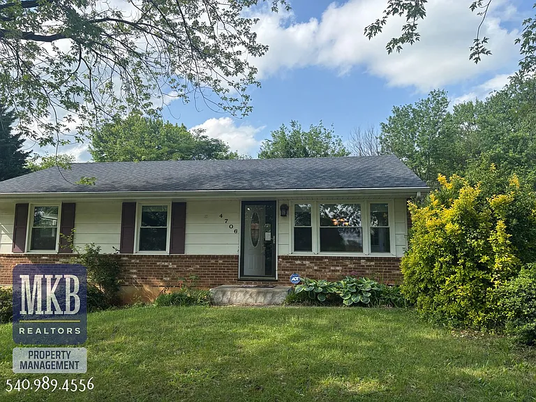 4706 Casper Dr NE — Photo 45