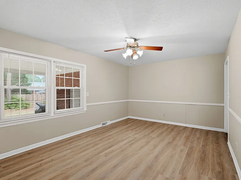 1202 Patetown Rd — Photo 11