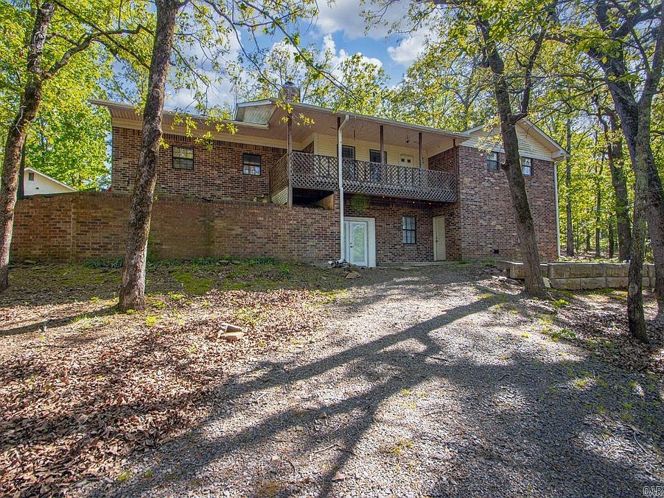 1st image of 16 Pinecrest Ct