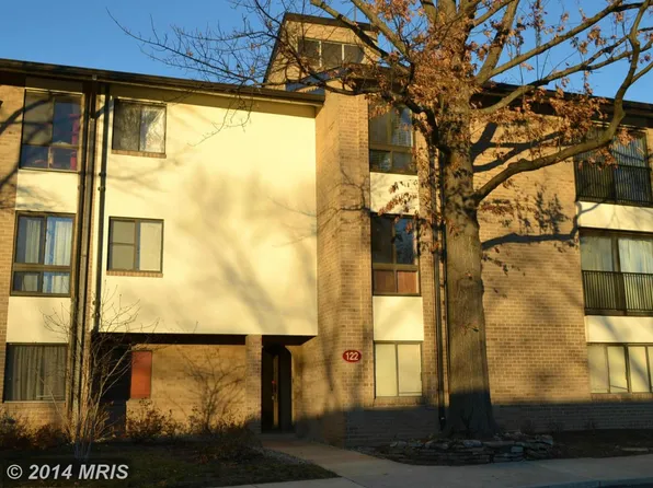 122 Monroe St #20, Rockville, MD 20850