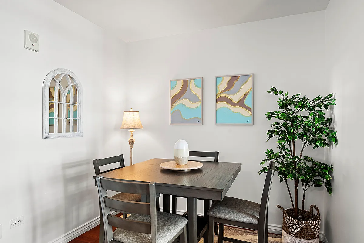 1 bed, 655 sqft, $4,200 — Photo 3