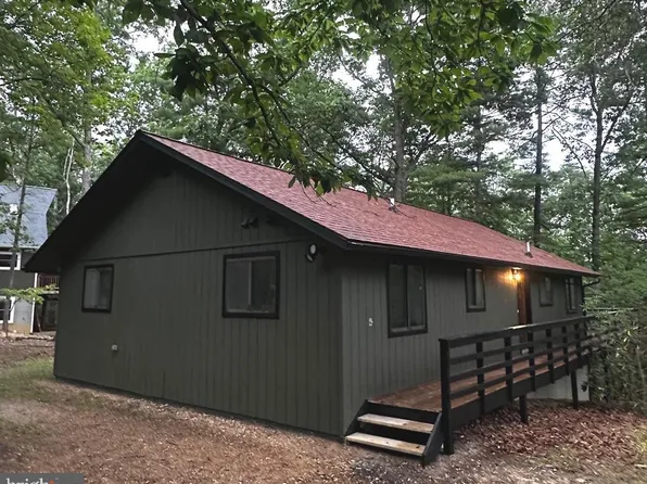 213 Morrie Dr, Basye, VA 22810