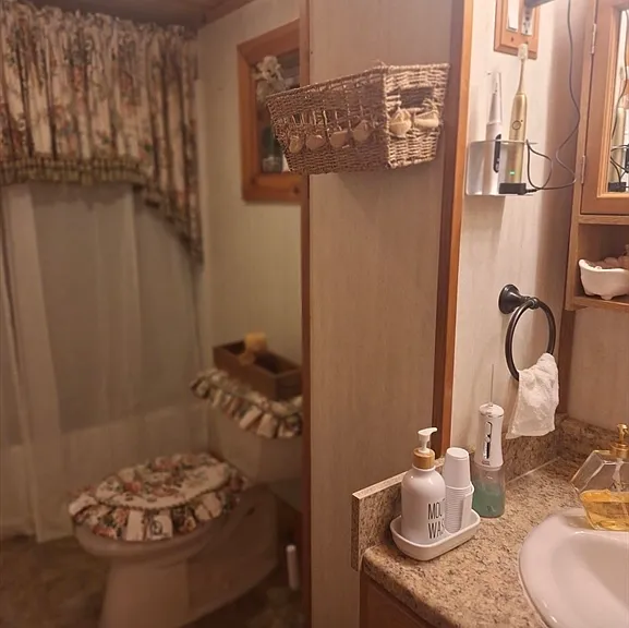 28 Cove St #3 — Photo 11