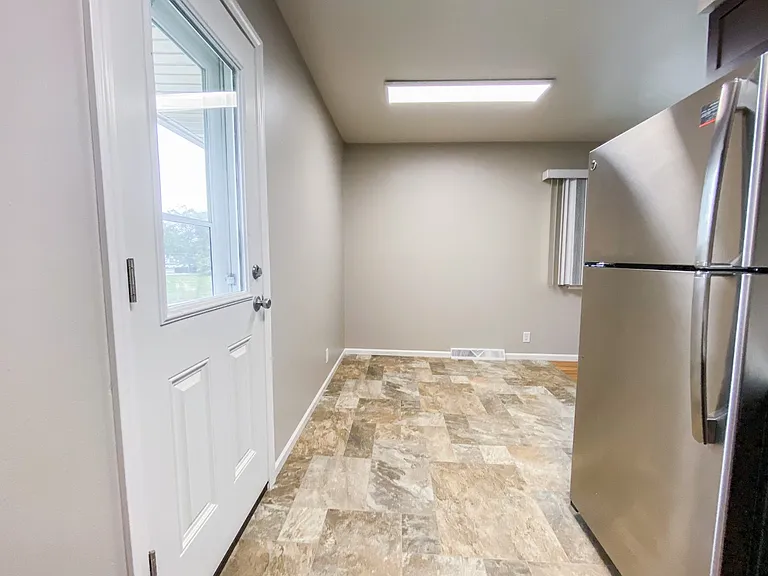 2414 Cypress Way #C — Photo 6