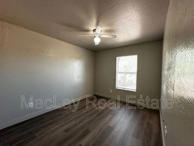 1421 E Fillmore St #4 — Photo 15