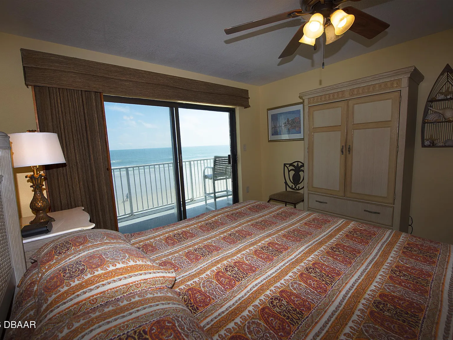 3 bed, 2.0 bath, 1240 sqft, $6,600 — Photo 3