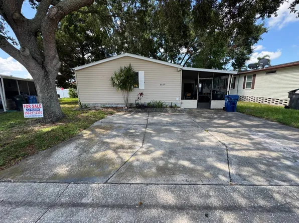 8809 Waterway Dr, Tampa, FL 33635
