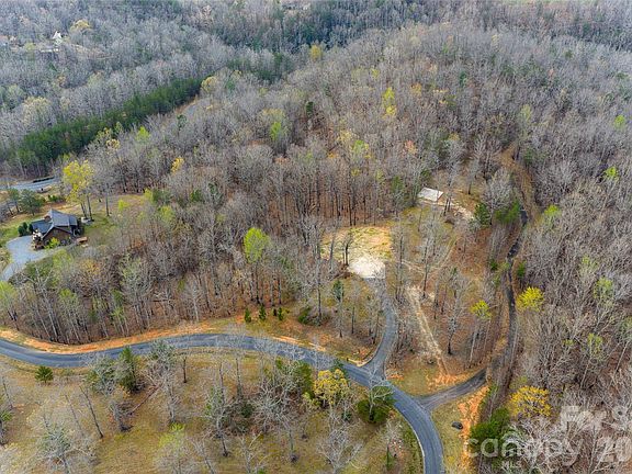 5th image of 117 N Boundary Rd