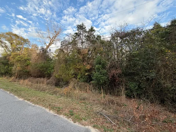 736 Parkhill Dr, Columbus, GA 31907