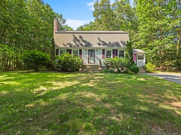 74 NW Main St, Douglas, MA 01516