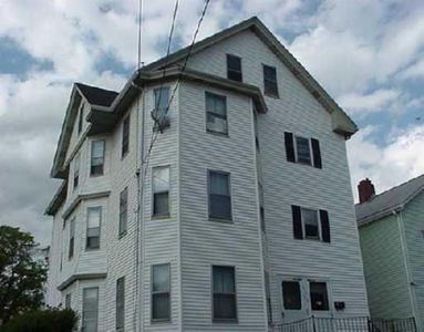 333 Orms St, Providence, RI, 02908