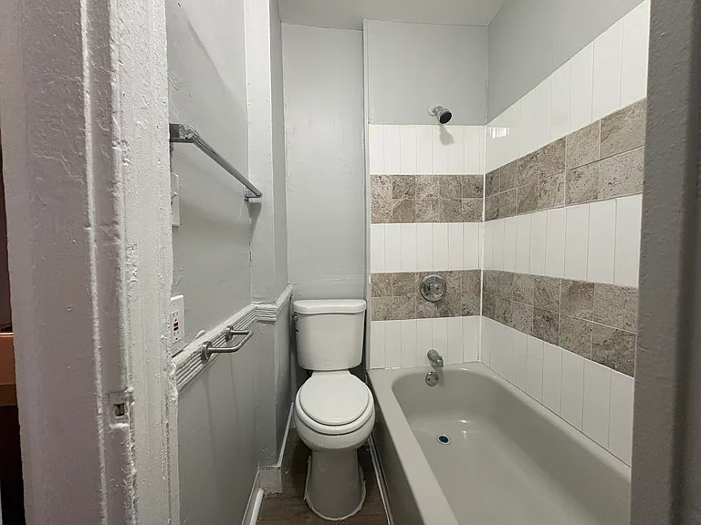 50 Hopkins St #2D — Photo 14