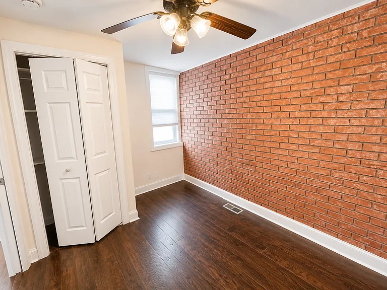 2871 Chatham St — Photo 14