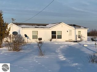 6089 E Walker Rd, Lake City, MI 49651