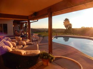 1759 Robinhood Rd, Vista, CA 92084