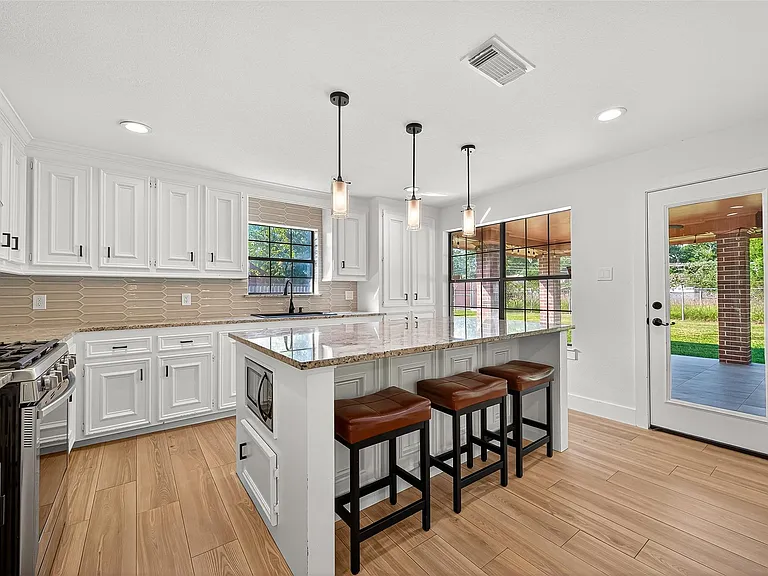11507 Oak Valley Dr — Photo 26