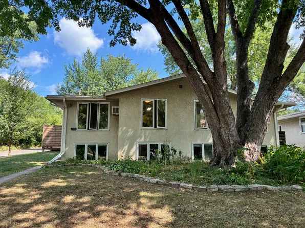 612 Desnoyer Ave, Saint Paul, MN 55104