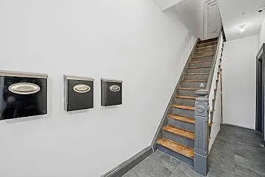 Building Photo - 125 S William St #3