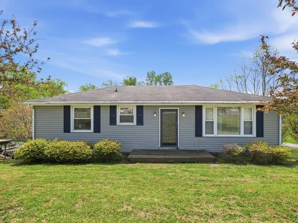 766 McMurry Blvd E, Hartsville, TN 37074