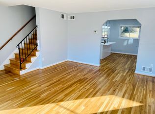 46 W Taylor Run Pkwy, Alexandria, VA 22314