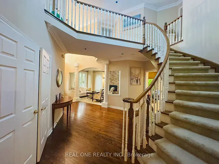 2361 Silverwood Dr — Photo 3