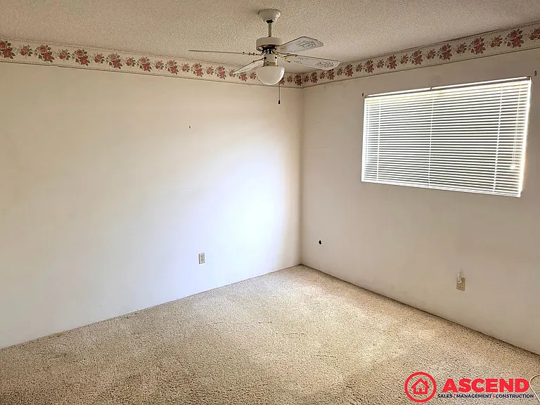 5213 Lowen Ave — Photo 4