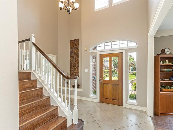 3rd image of 4306 Meadow Forest Ln