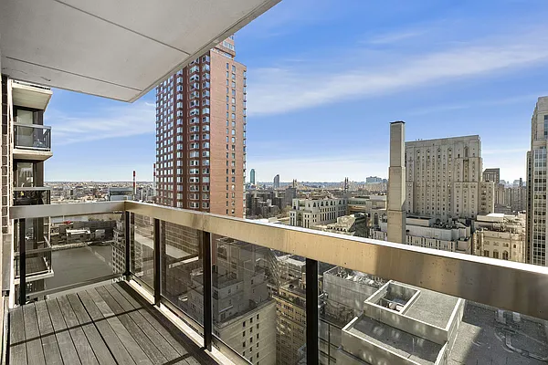 Sold by Compass | media 3