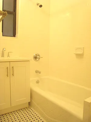 Rented by Cooper & Cooper Real Estate | media 16