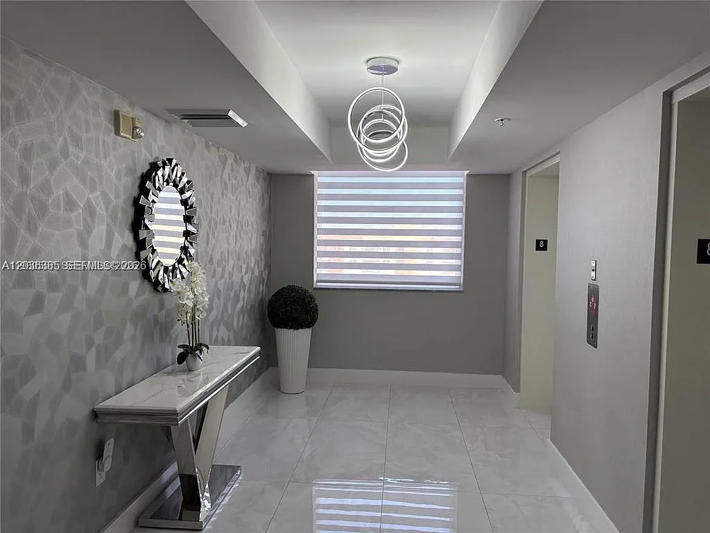 Venture At Aventura East — Photo 4