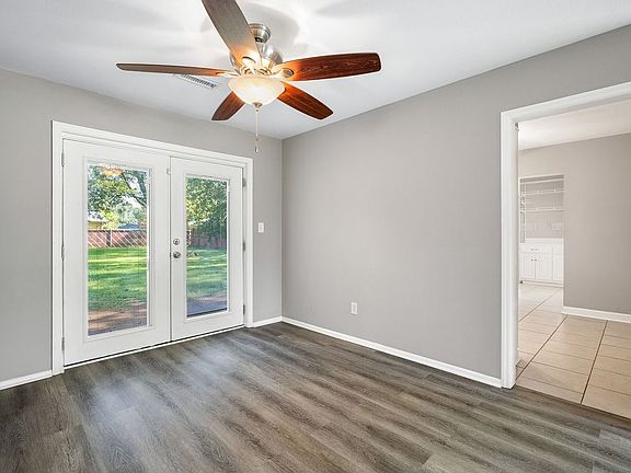 5th image of 6308 Sheri Dr NW
