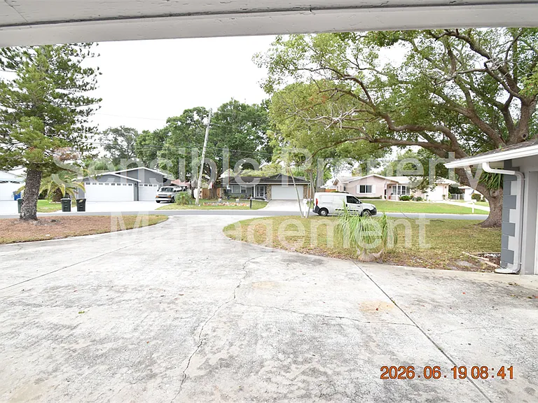 3273 Harbor Lake Dr — Photo 46