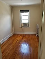 Rented by Sterea Agency