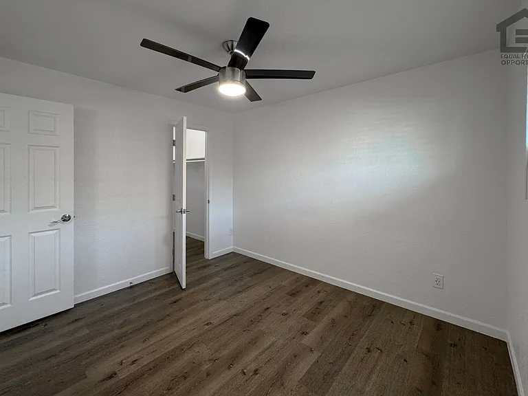 1325 N 48th St — Photo 13